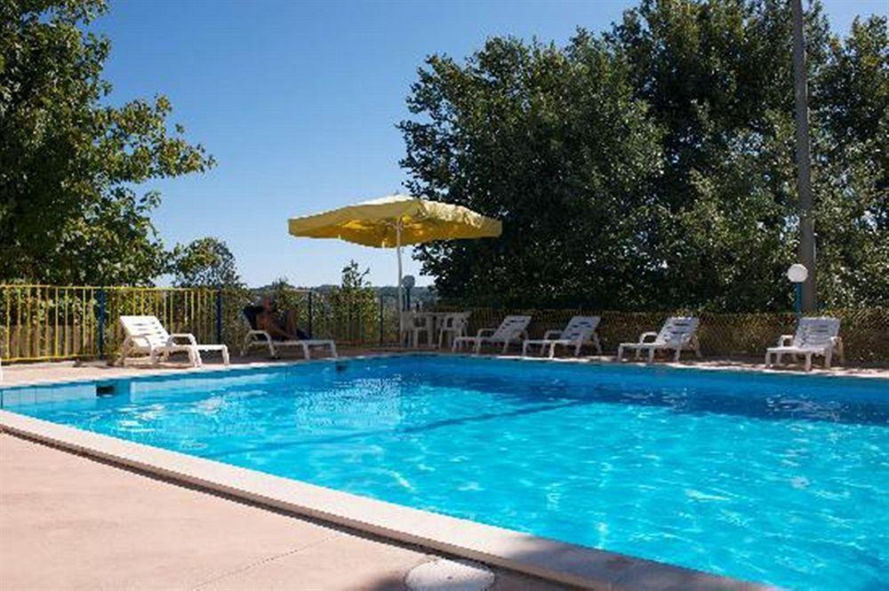 Hotel La Meridiana Урбино Экстерьер фото